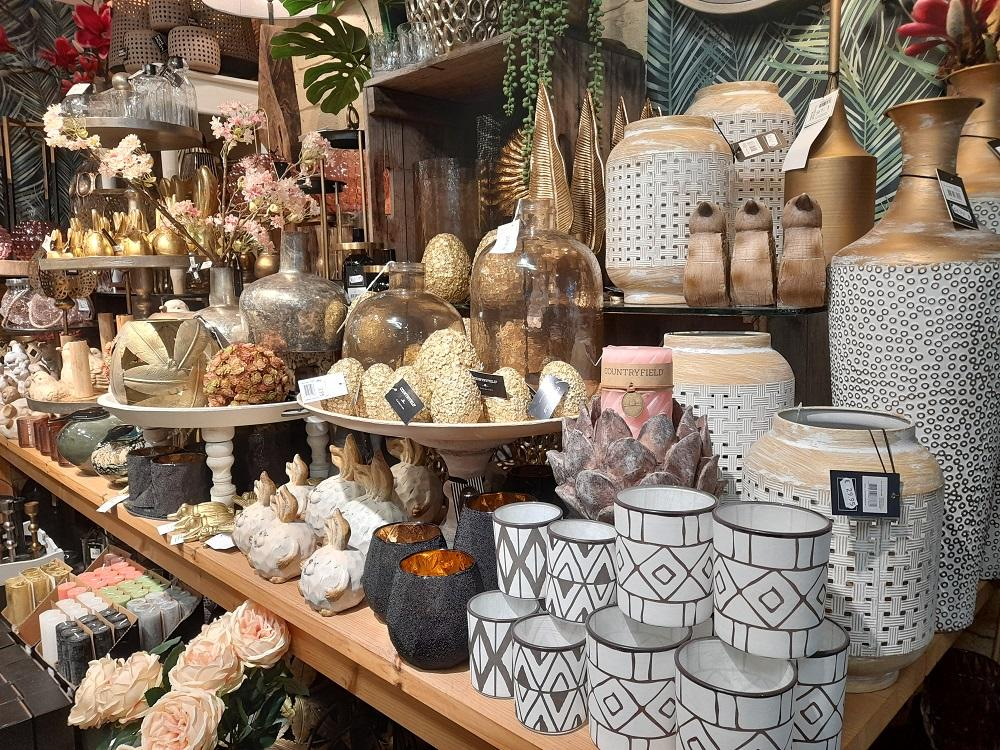 Tendência bonita não basta: como transformar moda de decoração em compra B2B inteligente