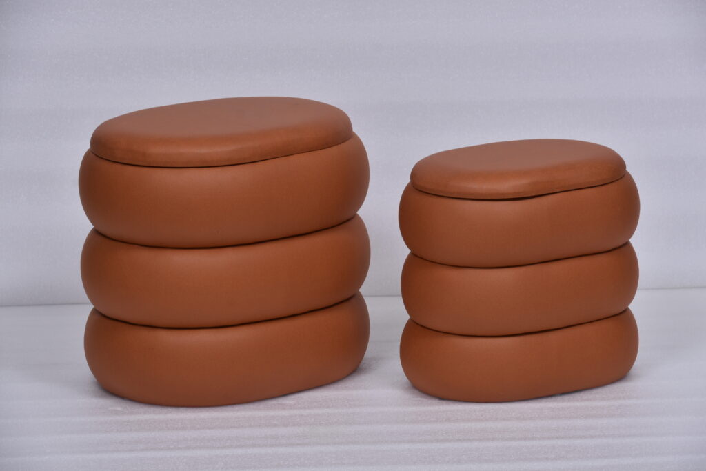 Conjunto de Pufes Redondos em Tom Terracota