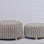 Conjunto de Pufes Redondos com Textura Listrada