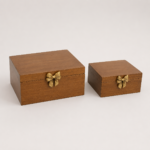Conjunto de Caixas Decorativas Amadeiradas com Laço Dourado