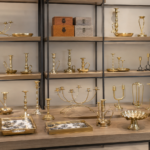 Linha de Castiçais, Bandejas e Caixas Decorativas para Lojas e Importadores